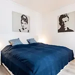 Homefy Oldtown - 6 People - 2 Bath - Balcony - Location Apartment Düsseldorf