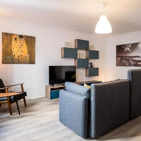 Homefy Oldtown - 6 People - 2 Bath - Balcony - Location * Düsseldorf